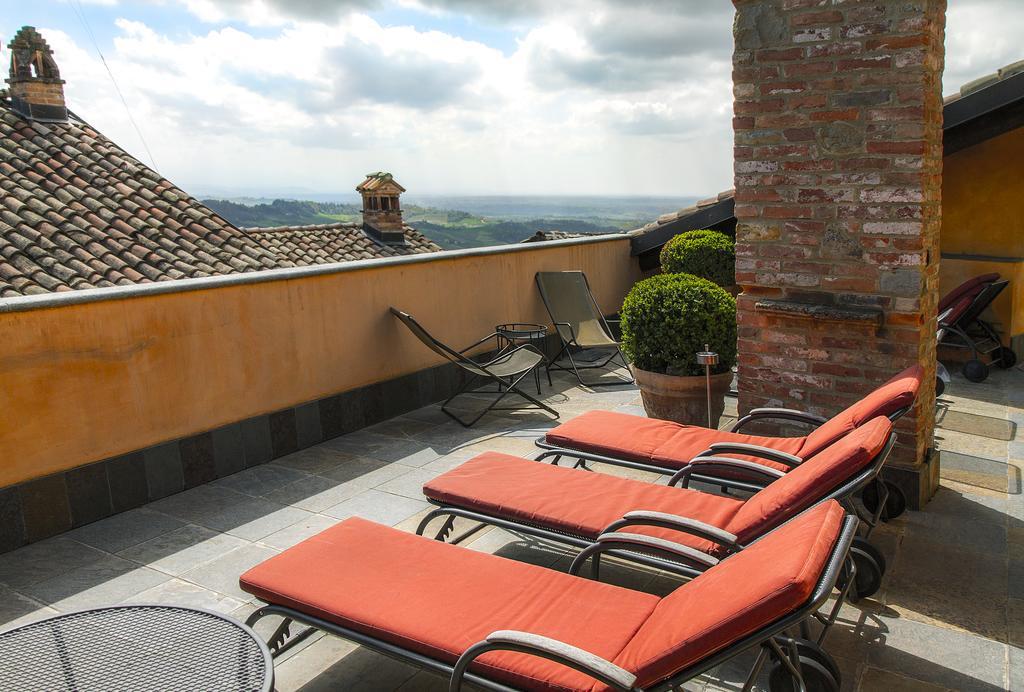 Dimora I Manichei Hotel Monforte D'Alba Exterior photo