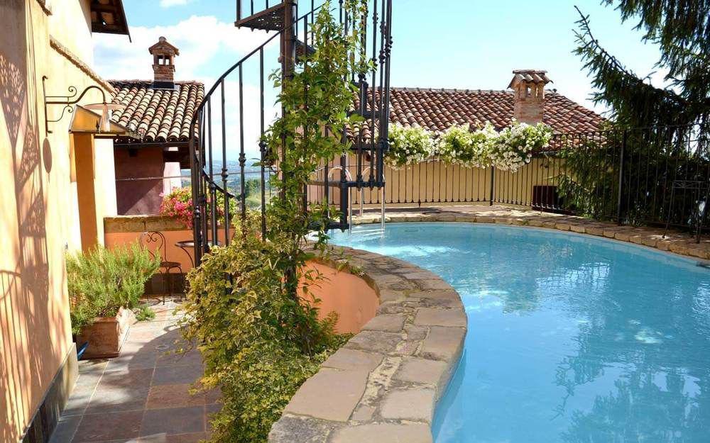 Dimora I Manichei Hotel Monforte D'Alba Exterior photo